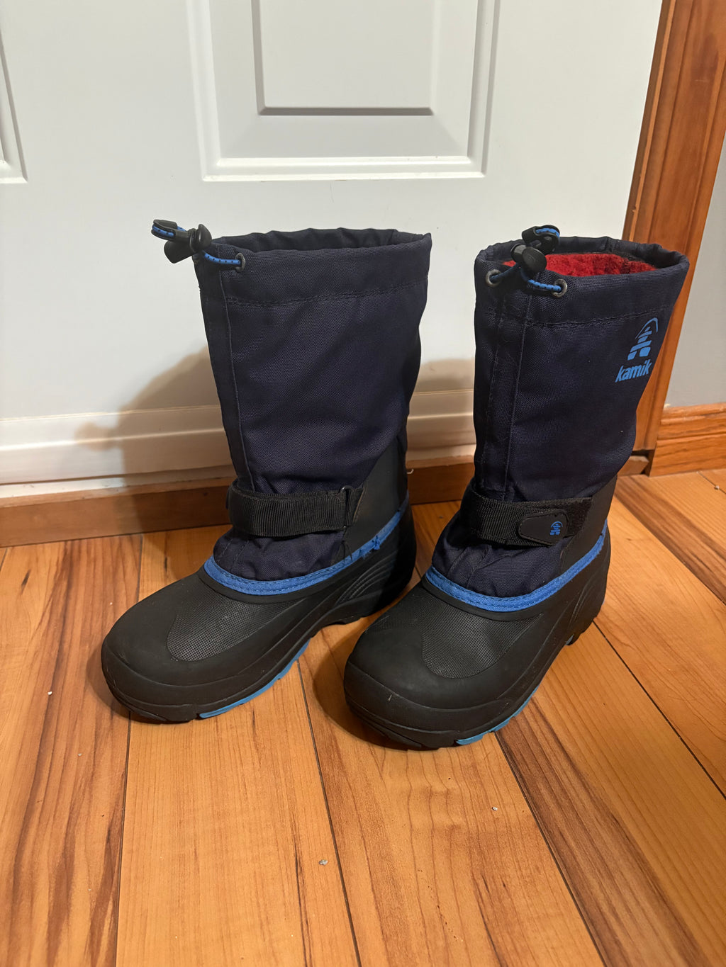 Kamik Black and Blue Winter Boots Boys size 6