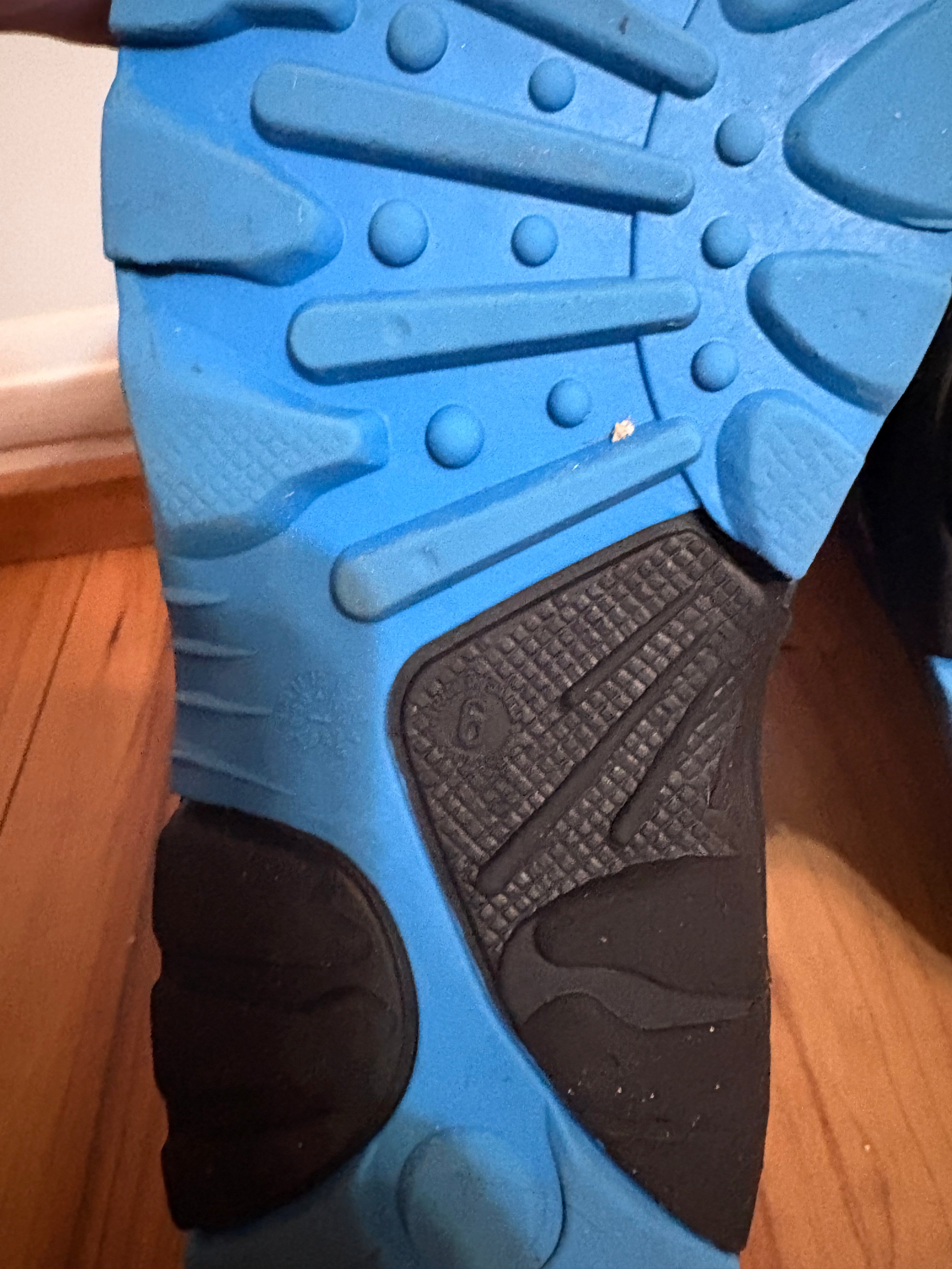 Kamik Black and Blue Winter Boots Boys size 6